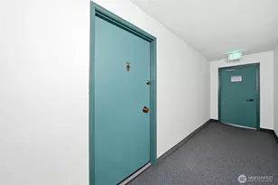 5630 200th St SW, Lynnwood, WA 98036 - Photo 5