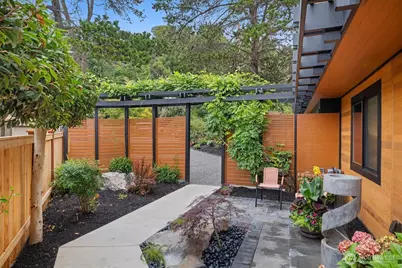 11213 Arroyo Beach Place SW, Seattle, WA 98146 - Photo 37