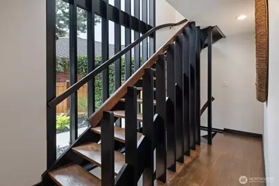 11213 Arroyo Beach Place SW, Seattle, WA 98146 - Photo 21