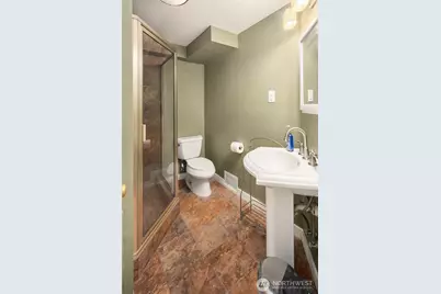 6702 5th Avenue NW, Seattle, WA 98117 - Photo 25
