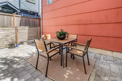 9229 17th Avenue SW #A, Seattle, WA 98106 - Photo 23