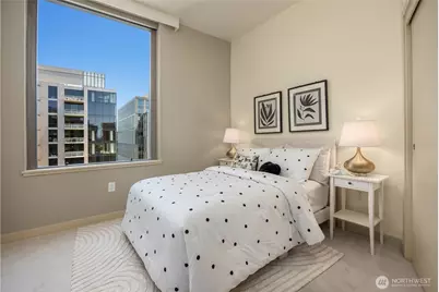 10610 NE 9th Place #2200, Bellevue, WA 98004 - Photo 21