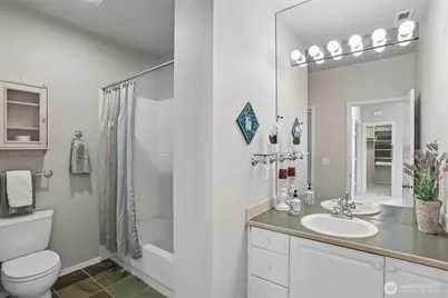 440 S 51st Court #B303, Renton, WA 98055 - Photo 17