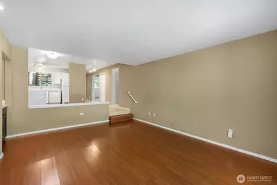 4202 Factoria Boulevard SE #D1, Bellevue, WA 98006 - Photo 5