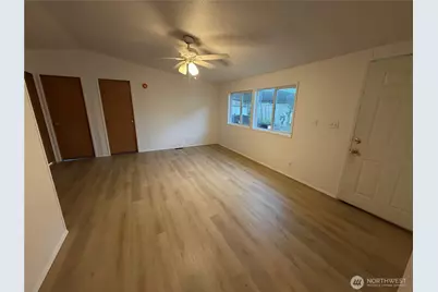 11901 55th Avenue NE #21, Marysville, WA 98271 - Photo 9