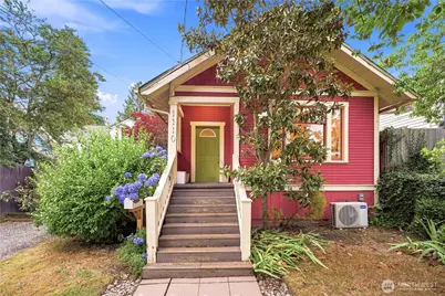 1110 NW 70th Street, Seattle, WA 98117 - Photo 1
