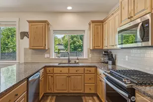 116 Zephyr Dr, SilverLake, WA 98645 - Photo 11
