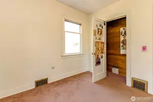 7015 12th Ave SW, Seattle, WA 98106 - Photo 11