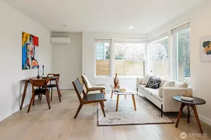 522 N 104th St, Seattle, WA 98133 - Photo 7