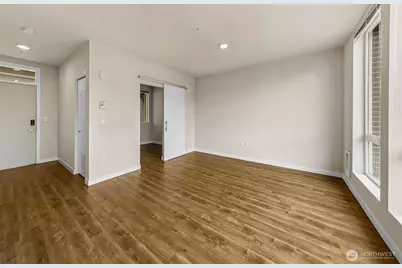 121 12th Avenue E #409, Seattle, WA 98102 - Photo 9