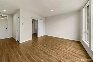 121 12th Ave E, Seattle, WA 98102 - Photo 9