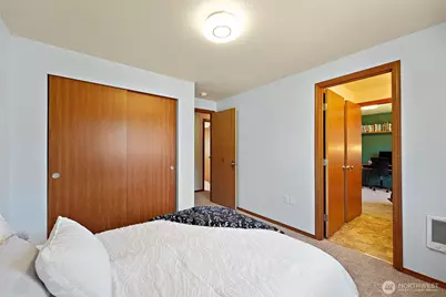 11406 203rd Avenue E, Bonney Lake, WA 98391 - Photo 23