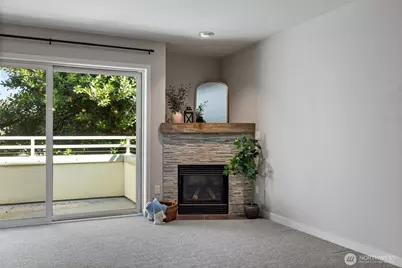 6300 32nd Avenue NW #302, Seattle, WA 98107 - Photo 5