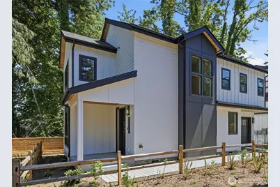 9016 124th Lane NE, Kirkland, WA 98033 - Photo 1
