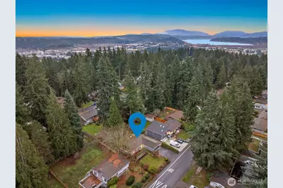 9024 171st Avenue NE, Redmond, WA 98052 - Photo 3