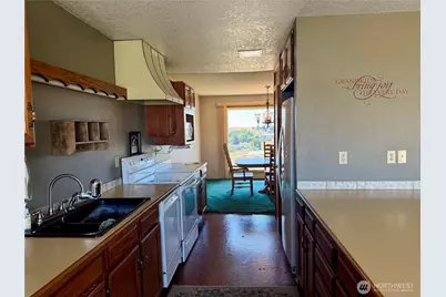 705 NE Blake Avenue, Wilbur, WA 99185 - Photo 11