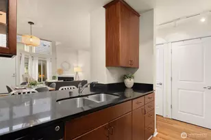 5847 NE 75th St, Seattle, WA 98115 - Photo 15