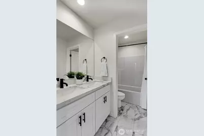 629 107th Place SW #A, Everett, WA 98204 - Photo 17