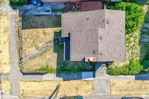 1601 E Alder St, Seattle, WA 98122 - Photo 9