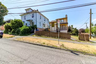 1601 E Alder St, Seattle, WA 98122 - Photo 3