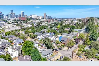 1601 E Alder Street, Seattle, WA 98122 - Photo 15