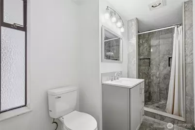 201 K Street NE, Auburn, WA 98002 - Photo 21