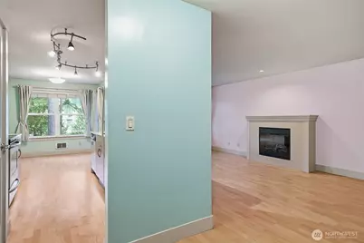 22910 90th Avenue W #E304, Edmonds, WA 98026 - Photo 7