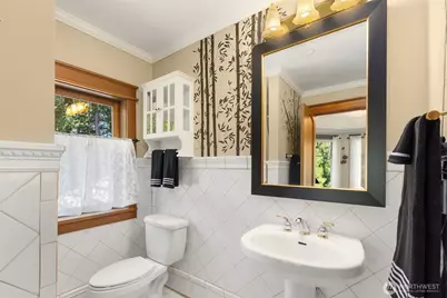 7205 NE Dolphin Drive, Bainbridge Island, WA 98110 - Photo 25