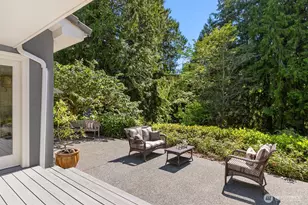 7205 NE Dolphin Dr, Bainbridge Island, WA 98110 - Photo 31
