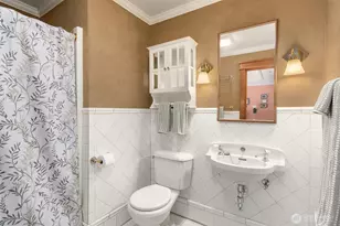 7205 NE Dolphin Dr, Bainbridge Island, WA 98110 - Photo 27