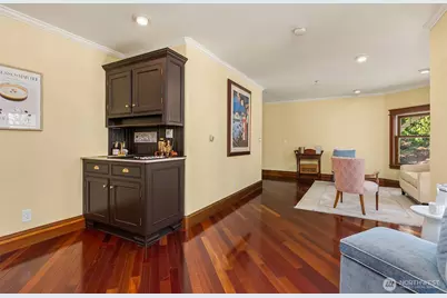 7205 NE Dolphin Drive, Bainbridge Island, WA 98110 - Photo 23