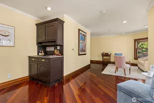 7205 NE Dolphin Dr, Bainbridge Island, WA 98110 - Photo 23