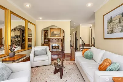 7205 NE Dolphin Drive, Bainbridge Island, WA 98110 - Photo 9