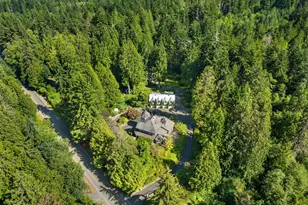 7205 NE Dolphin Dr, Bainbridge Island, WA 98110 - Photo 37