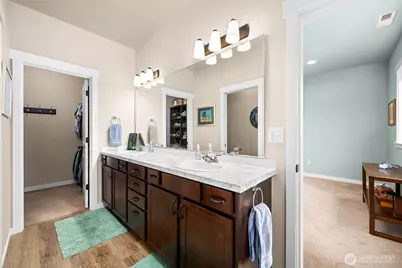 1668 River Walk Lane, Burlington, WA 98233 - Photo 19