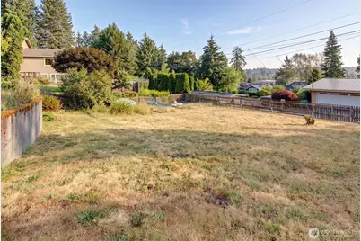 2444 72nd Avenue SE, Mercer Island, WA 98040 - Photo 9