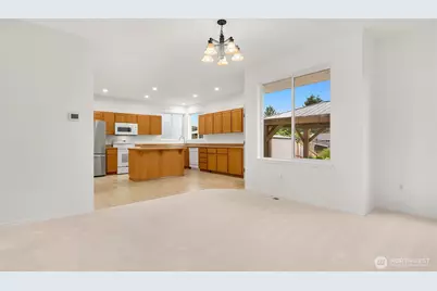 15506 67th Avenue Ct E, Puyallup, WA 98375 - Photo 9