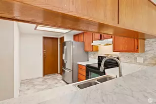 24931 109th Pl SE, Kent, WA 98030 - Photo 11