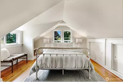 1812 N 39th, Seattle, WA 98103 - Photo 17
