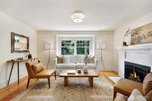 1812 N 39th, Seattle, WA 98103 - Photo 5