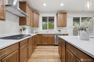 12929 136th Ct NE, Kirkland, WA 98034 - Photo 17