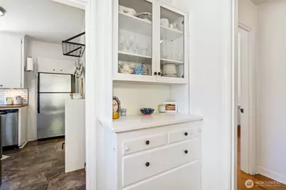 8526 17th Avenue NE, Seattle, WA 98115 - Photo 11