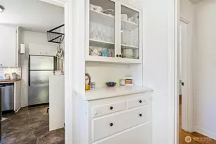 8526 17th Ave NE, Seattle, WA 98115 - Photo 11
