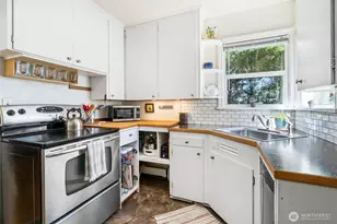 8526 17th Ave NE, Seattle, WA 98115 - Photo 13
