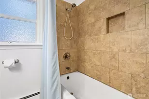 8526 17th Ave NE, Seattle, WA 98115 - Photo 21