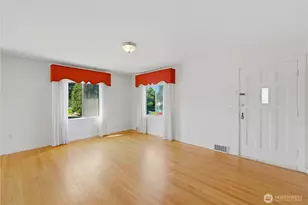 8643 Yakima Ave S, Tacoma, WA 98444 - Photo 5