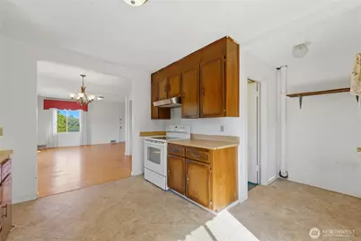 8643 Yakima Avenue S, Tacoma, WA 98444 - Photo 15