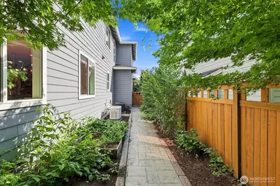 10036 NE 151st Drive, Bothell, WA 98011 - Photo 37
