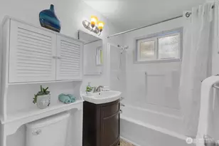 2427 200th Pl SW, Lynnwood, WA 98036 - Photo 15
