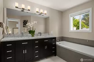 104 9th Ln, Kirkland, WA 98033 - Photo 13